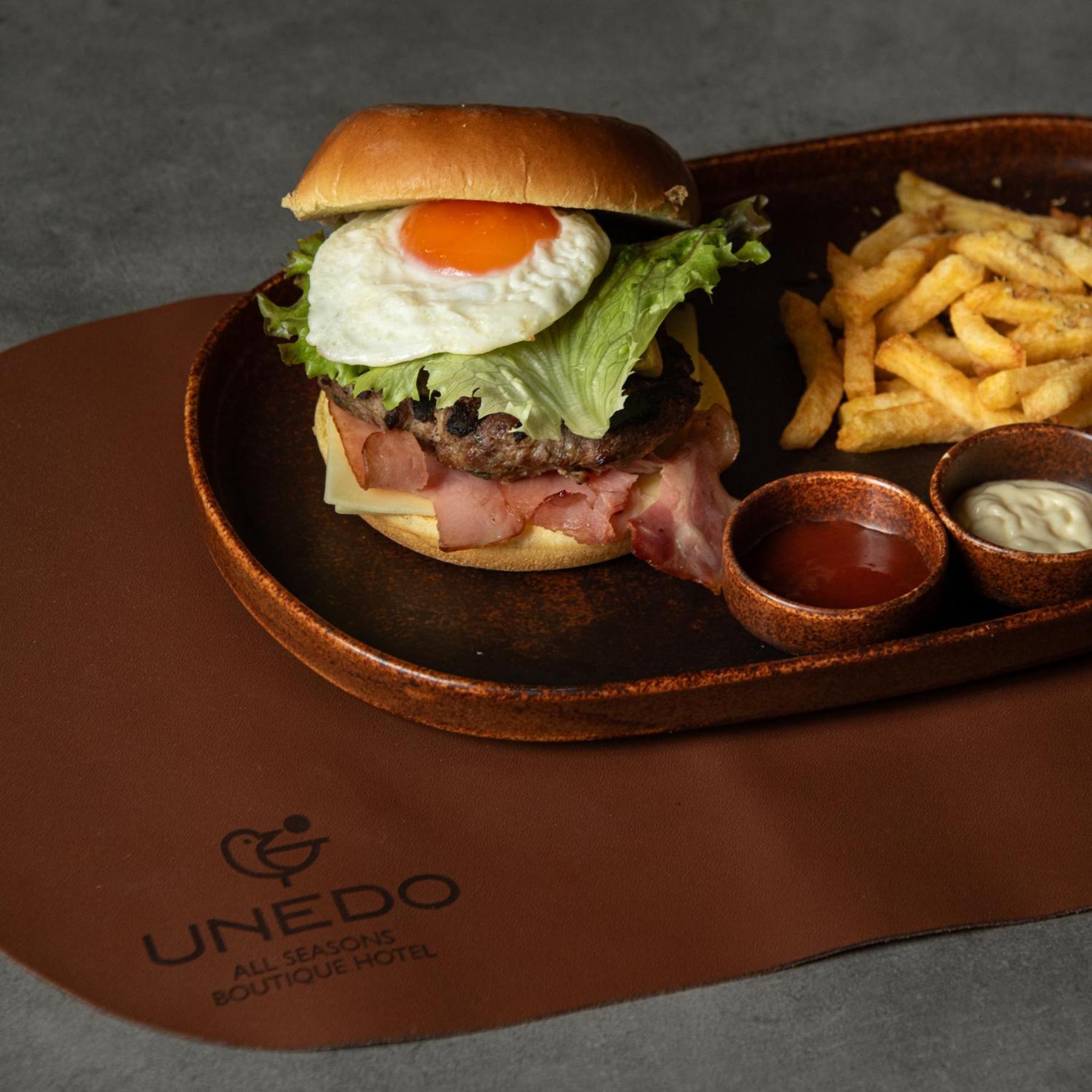 Unedo All Seasons Boutique Hotel بالايوس بانتليمون المظهر الخارجي الصورة
