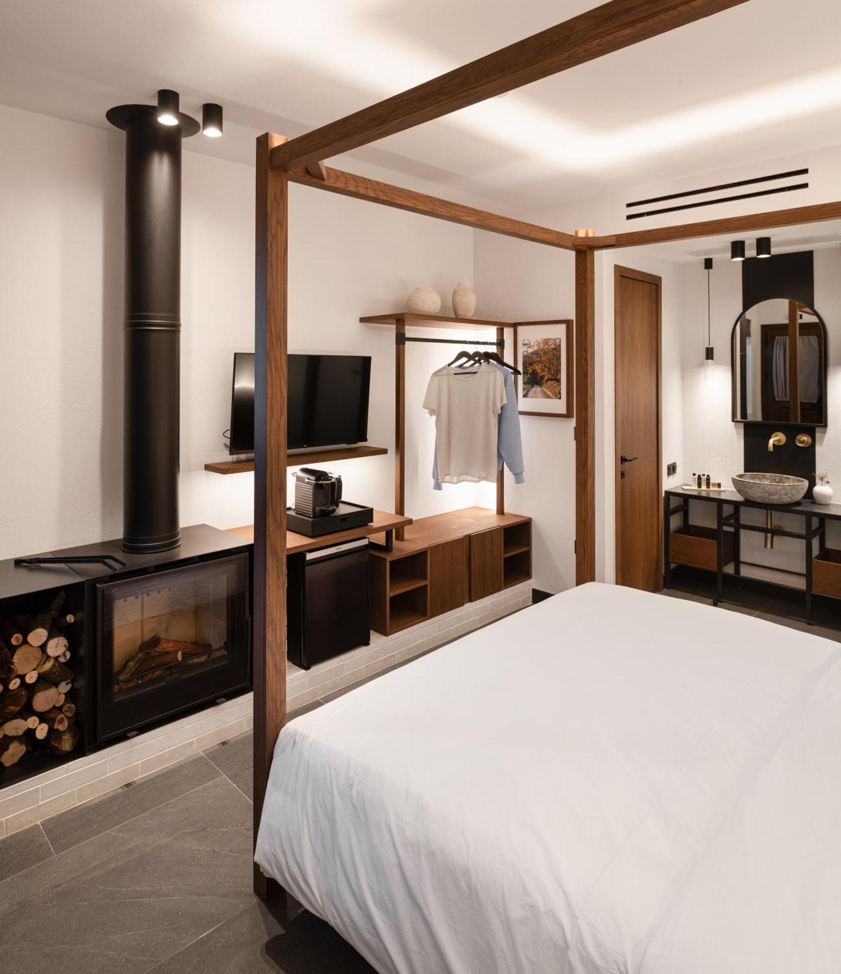 Unedo All Seasons Boutique Hotel بالايوس بانتليمون المظهر الخارجي الصورة